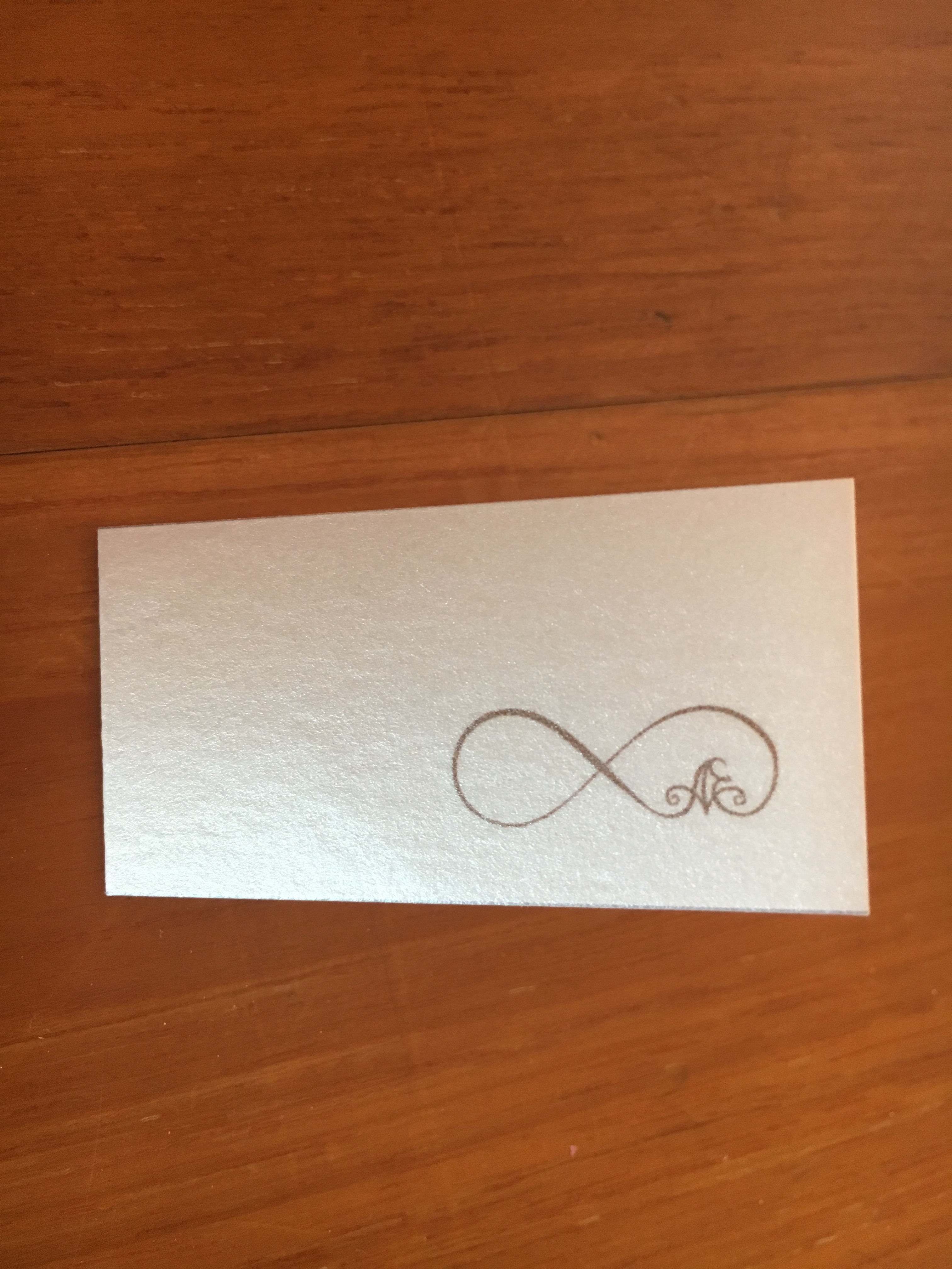 Piccole creazioni in carta, nate dalla fantasia e realizzate a mano.