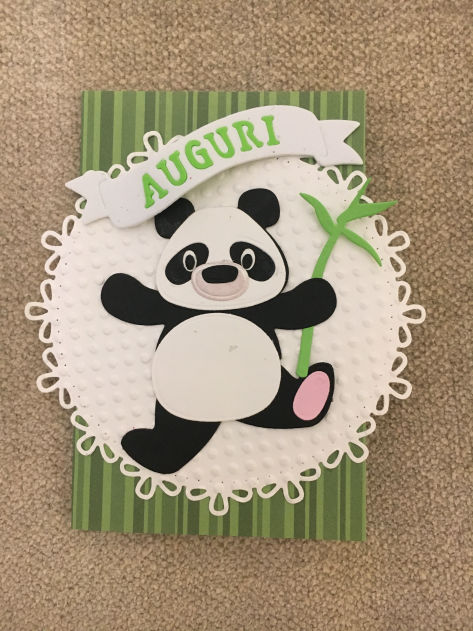 Piccole creazioni in carta, nate dalla fantasia e realizzate a mano.