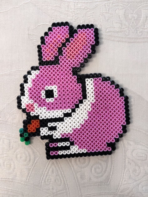 Creazioni realizzate a mano con perline Hama Beads.
