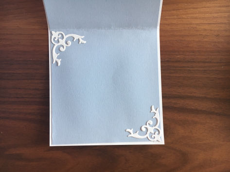Piccole creazioni in carta, nate dalla fantasia e realizzate a mano.