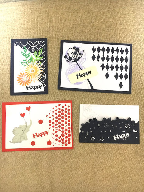 Piccole creazioni in carta, nate dalla fantasia e realizzate a mano.